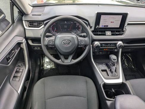 Used 2025 Toyota RAV4 LE FWD image 16
