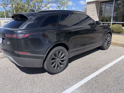 Used 2018 Land Rover Range Rover Velar R-Dynamic SE AWD/4WD image 4