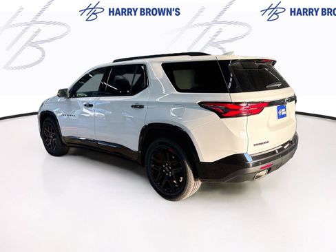Used 2022 Chevrolet Traverse Premier w/ Redline Edition AWD/4WD image 2