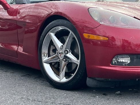 Used 2011 Chevrolet Corvette Convertible w/ Preferred Equipment Group image 10