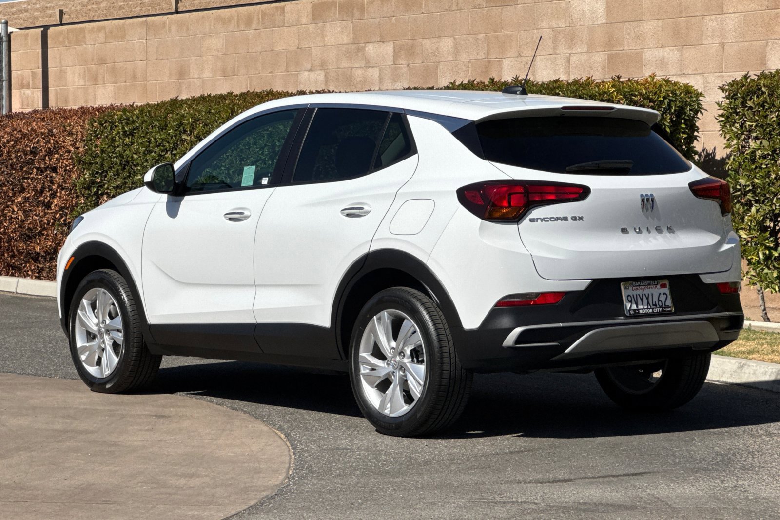 Used 2025 Buick Encore GX Preferred FWD image 6