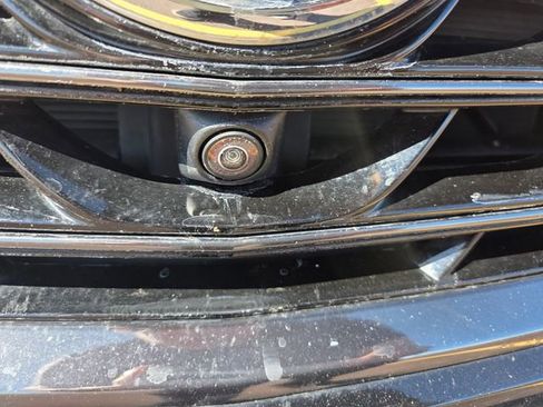 Used 2022 Buick Envision Essence w/ Technology Package I image 10