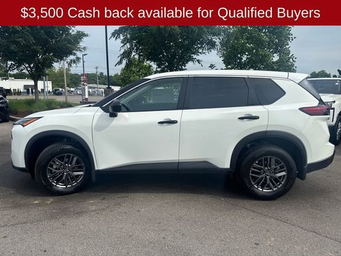 New 2026 Nissan Rogue S FWD image 4