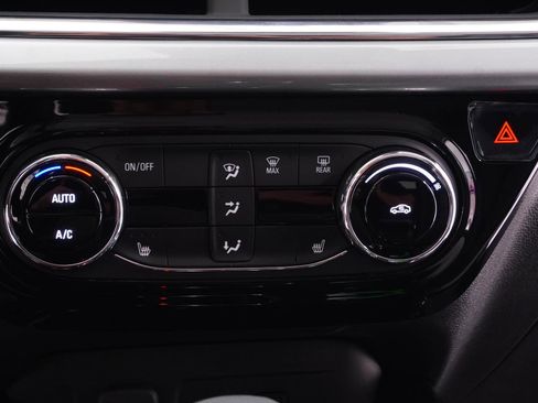 New 2026 Chevrolet Trax LT w/ Driver Confidence Package image 25