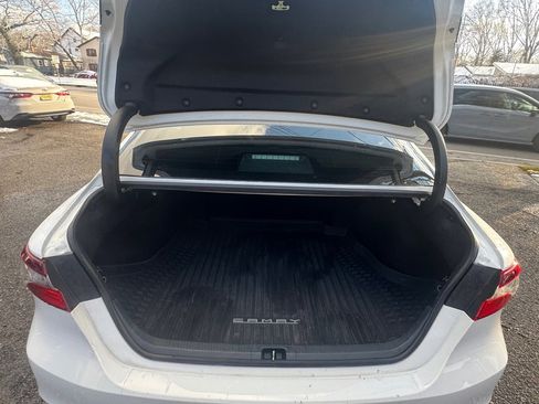 Used 2023 Toyota Camry LE image 9