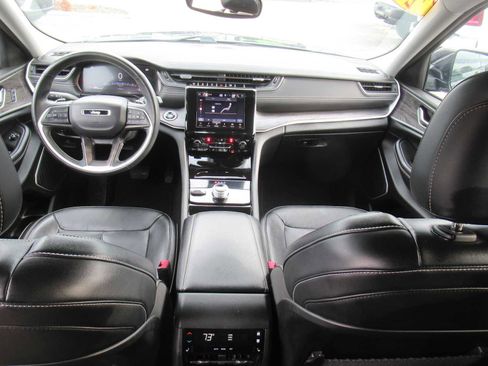 Used 2021 Jeep Grand Cherokee L Limited image 40