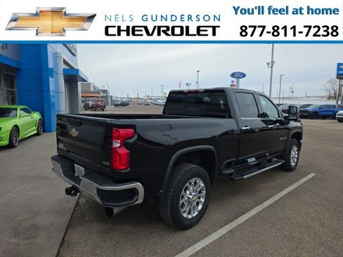 Used 2024 Chevrolet Silverado 3500 LTZ w/ LTZ Premium Package image 7