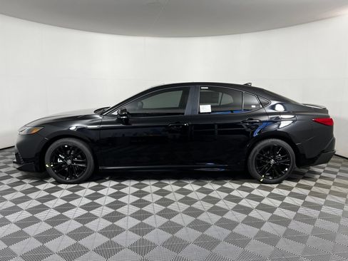 Used 2026 Toyota Camry SE w/ Convenience Package FWD image 8