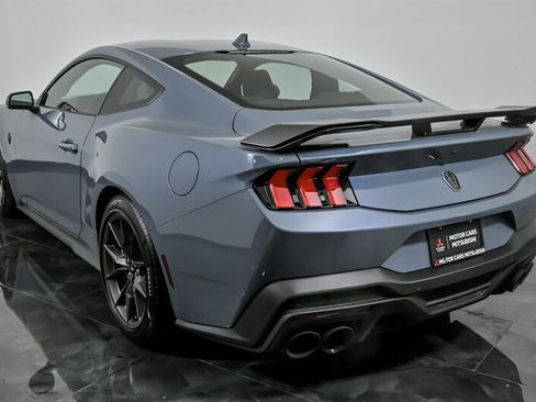 Used 2025 Ford Mustang Dark Horse image 9