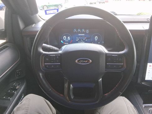 Used 2022 Ford Expedition Max Limited RWD image 8