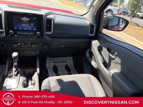 Certified 2024 Nissan Frontier SV w/ SV Convenience Package AWD/4WD image 38