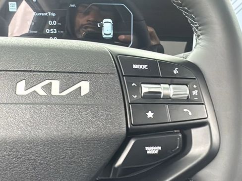 New 2026 Kia Sportage SX image 23