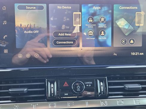 New 2026 Nissan Pathfinder SV image 15