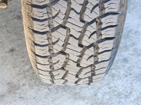 Used 2024 Chevrolet Silverado 2500 LT image 11