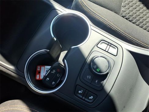 Used 2020 GMC Terrain SLE w/ Driver Convenience Package image 20