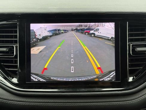 Used 2022 Dodge Durango GT image 17