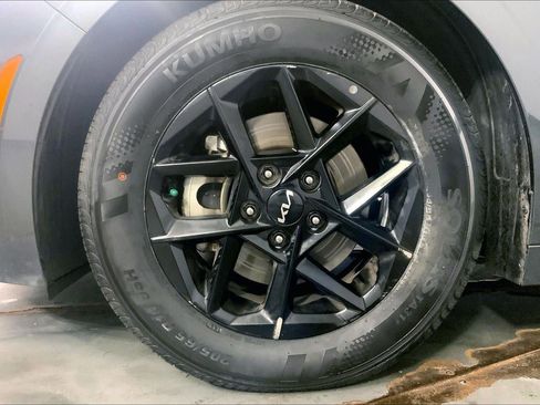 Used 2025 Kia K5 LXS FWD image 9