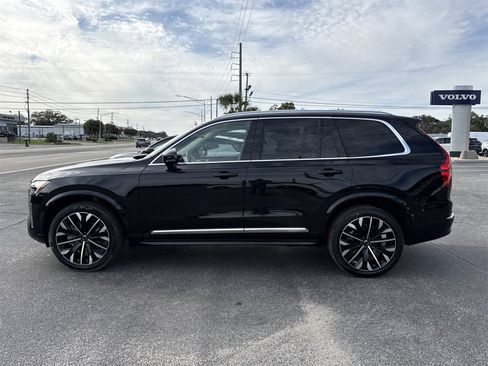 New 2026 Volvo XC90 B6 Ultra w/ Lounge Package image 2