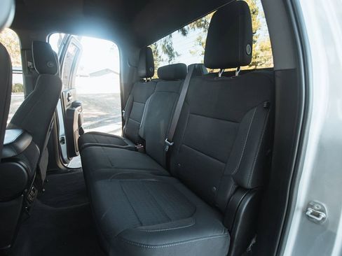 Used 2023 GMC Sierra 2500 SLE w/ SLE Convenience Package image 21