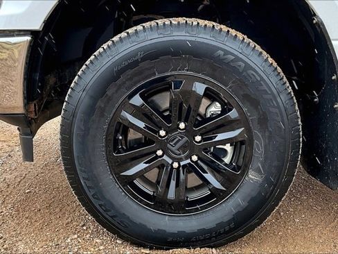 Used 2019 Ford F150 XLT w/ Trailer Tow Package image 34