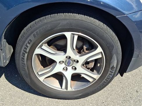 Used 2013 Volvo XC60 T6 AWD/4WD image 8