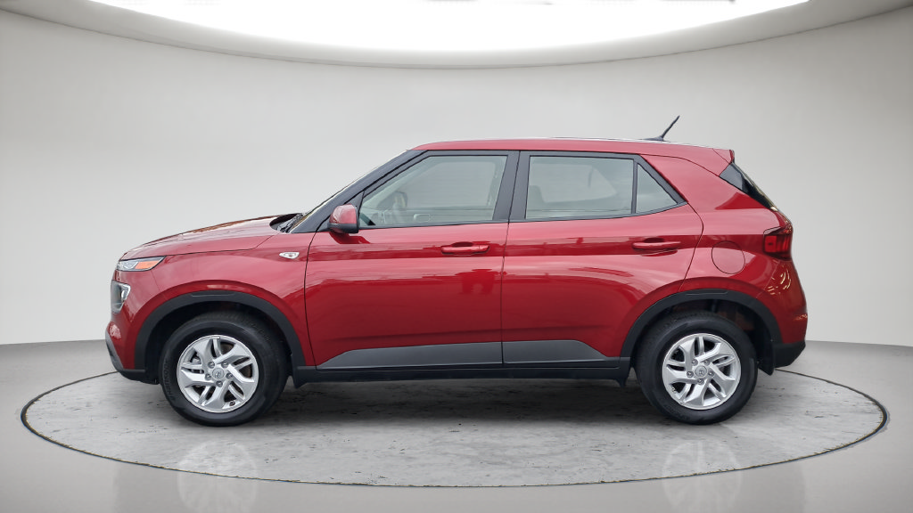 Used 2026 Hyundai Venue SE FWD image 14