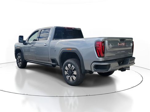 New 2026 GMC Sierra 2500 Denali w/ Denali Reserve Package image 3