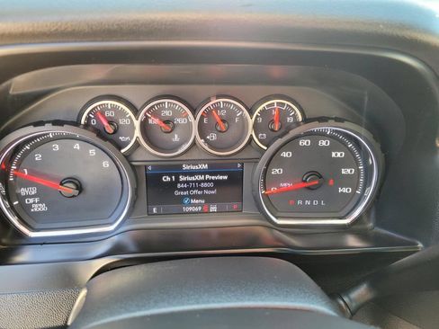 Used 2020 Chevrolet Silverado 1500 LT w/ Texas Edition AWD/4WD image 31