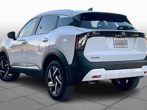 New 2026 Nissan Kicks SV image 7