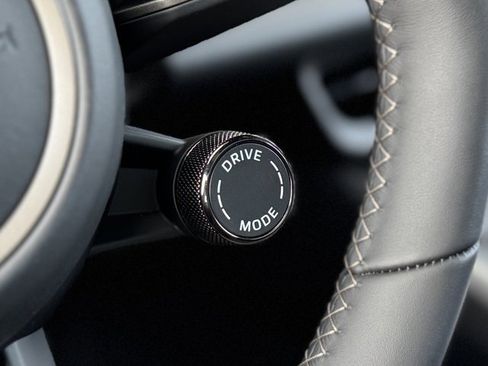 New 2025 Porsche Macan Turbo Electric image 24