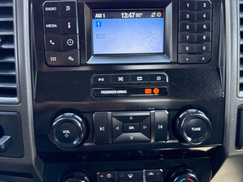 Used 2020 Ford F550 2WD Regular Cab Super Duty image 20