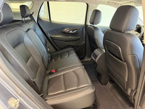 Used 2018 GMC Terrain Denali w/ Advanced Safety Package AWD/4WD image 10