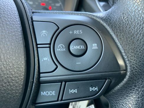 Used 2024 Toyota Corolla LE FWD image 21