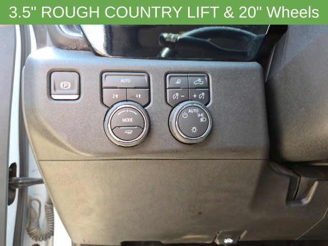 Used 2025 Chevrolet Silverado 1500 LT w/ Safety Package AWD/4WD image 12