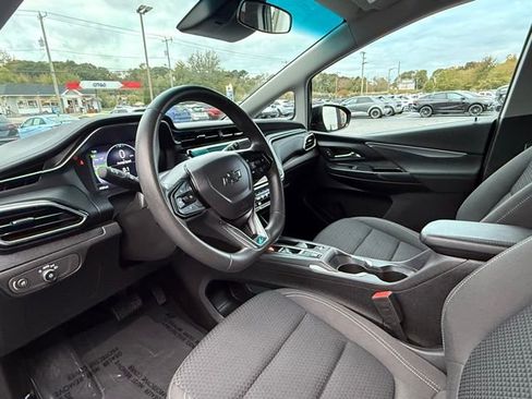 Used 2023 Chevrolet Bolt LT image 15