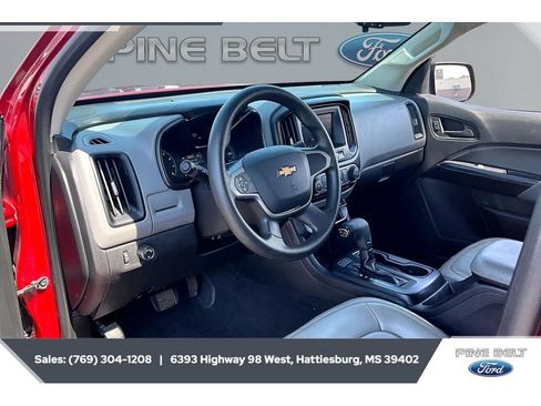 Used 2021 Chevrolet Colorado W/T w/ Custom Special Edition RWD image 13