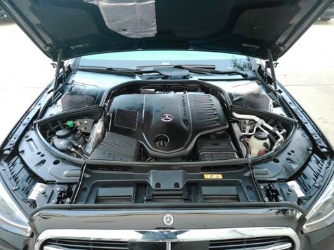Used 2024 Mercedes-Benz S 580e 4MATIC Sedan image 61