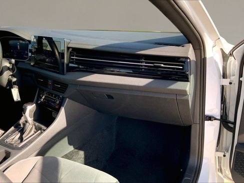 Certified 2025 Volkswagen Jetta Sport FWD image 16