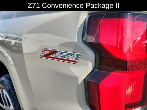 Used 2023 Chevrolet Colorado Z71 w/ Z71 Convenience Package 2 image 15