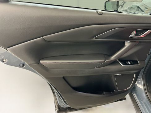 Used 2023 MAZDA CX-9 Carbon Edition image 28