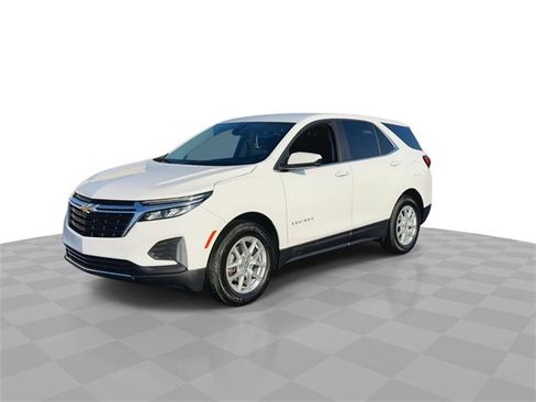 Certified 2024 Chevrolet Equinox LT image 4