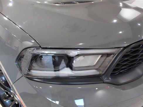 Used 2022 Dodge Durango R/T w/ Blacktop Package AWD/4WD image 11