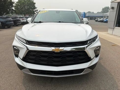 Used 2024 Chevrolet Blazer LT w/ Convenience Package FWD image 8