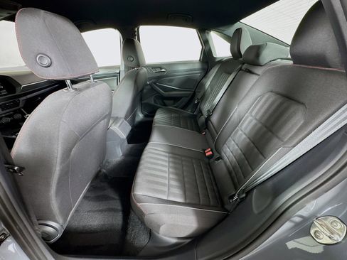 Used 2019 Volkswagen Jetta GLI FWD image 17