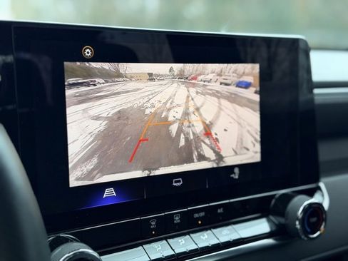 Certified 2023 Chevrolet Colorado Trail Boss w/ Advanced Trailering Package image 13