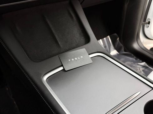 Used 2023 Tesla Model Y Performance AWD/4WD image 44
