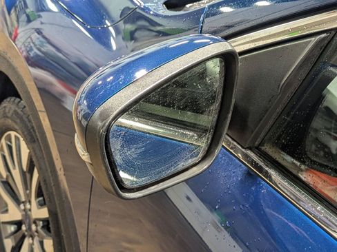 Used 2020 Ford Escape Titanium image 11