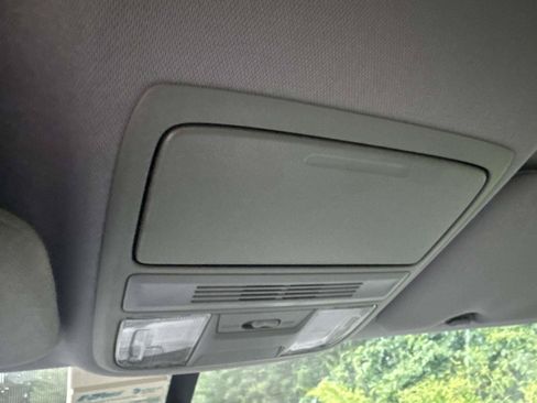 Used 2019 Honda CR-V LX image 28