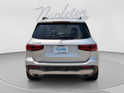 Used 2020 Mercedes-Benz GLB 250 w/ Premium Package image 4