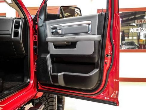 Used 2018 RAM 2500 SLT w/ Cold Weather Group AWD/4WD image 47